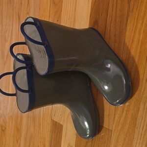 Gray size 11/12 Rainboots